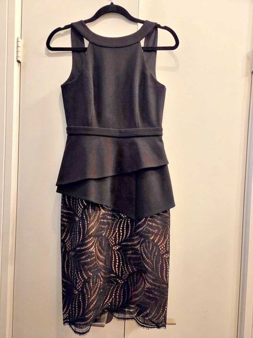 BCBGMAXAZRIA Black Midi Dress Size 2